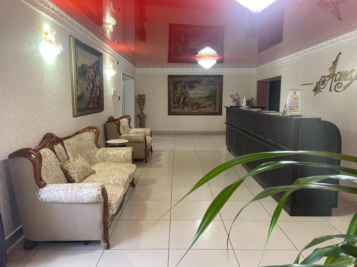 Hotel Astam Qostanaj Buitenkant foto