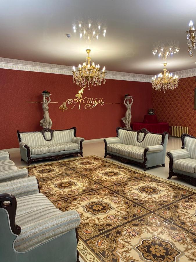 Hotel Astam Qostanaj Buitenkant foto