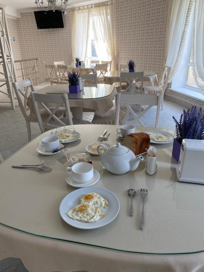 Hotel Astam Qostanaj Buitenkant foto