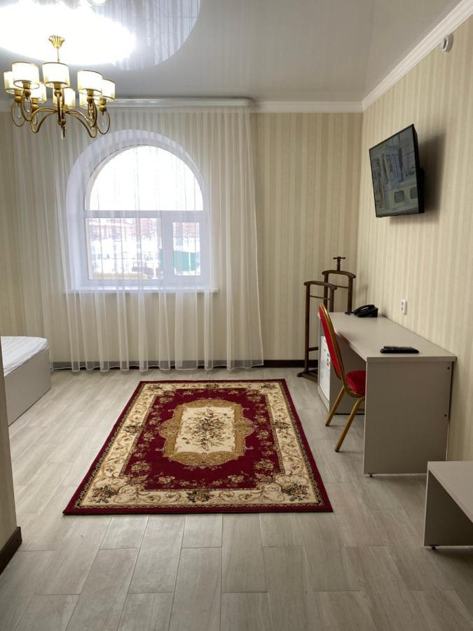 Hotel Astam Qostanaj Buitenkant foto