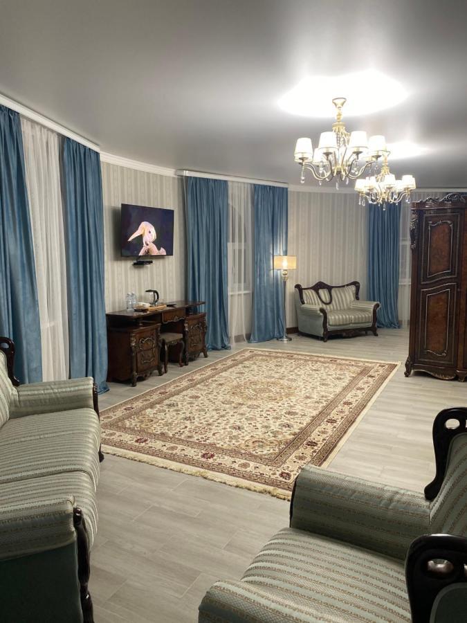 Hotel Astam Qostanaj Buitenkant foto