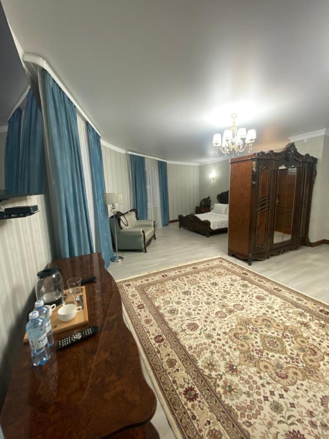 Hotel Astam Qostanaj Buitenkant foto