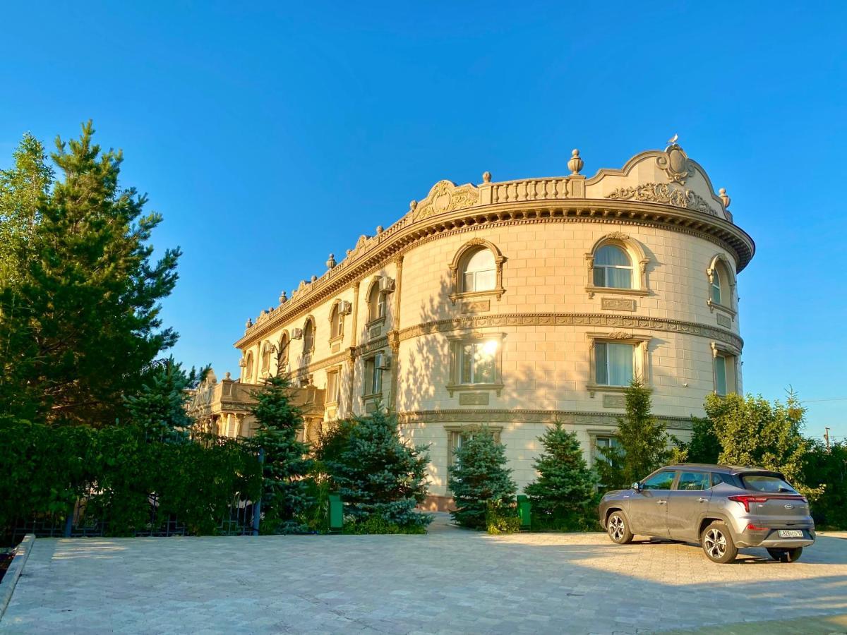 Hotel Astam Qostanaj Buitenkant foto